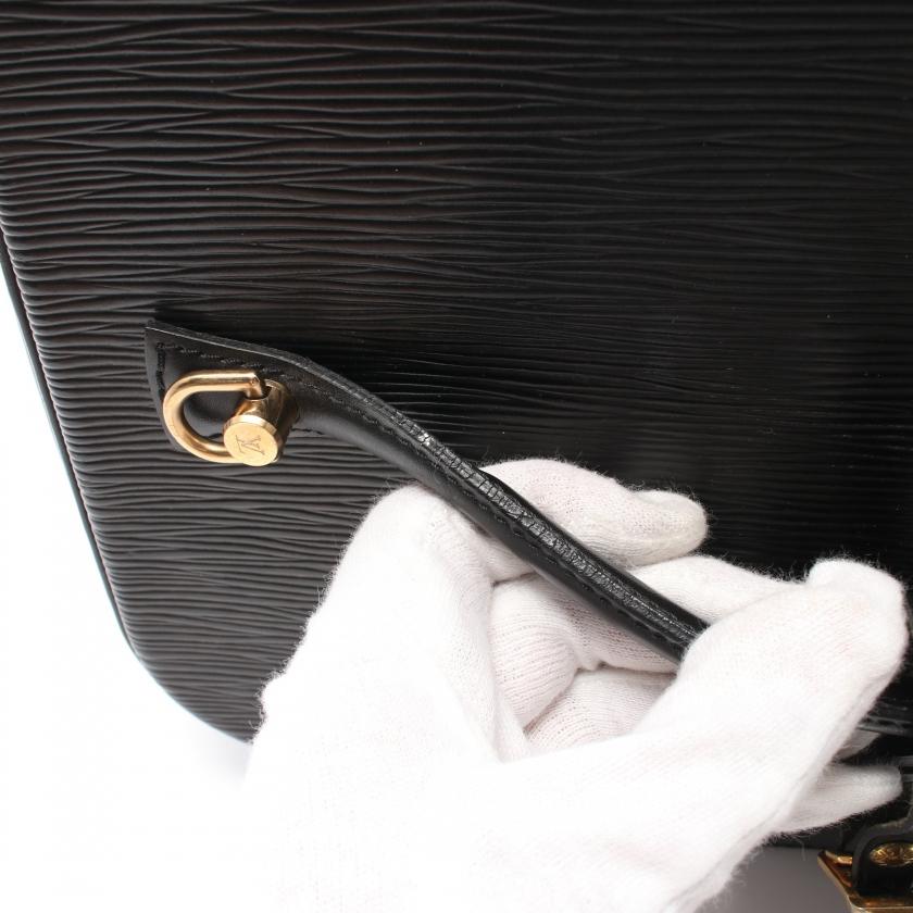 LOUIS VUITTON Authentic Vintage Nice Epi Black Vanity Bag Black M48012
