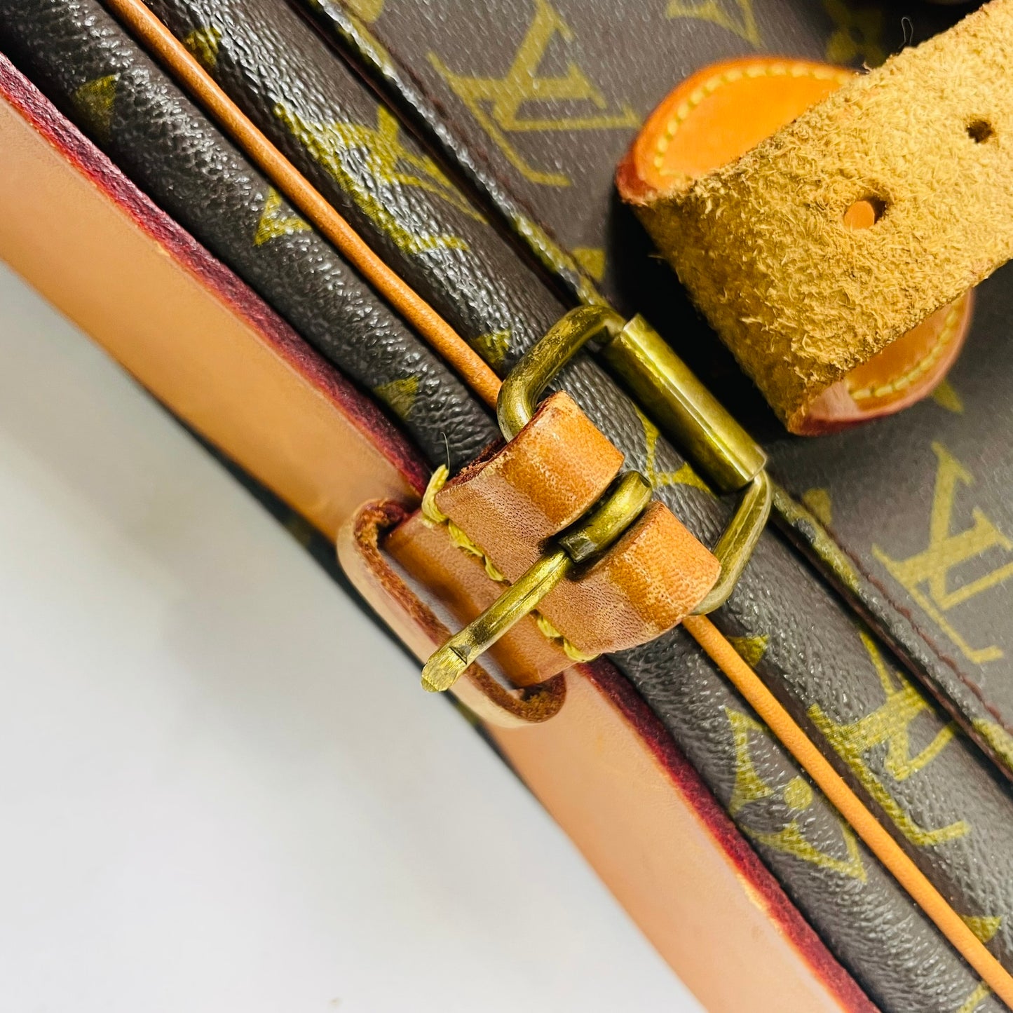LOUIS VUITTON Authentic Vintage Shoulder Bag Cartouchiere 70's Made in France