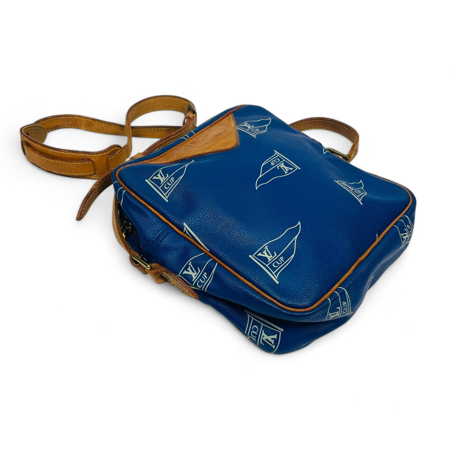 LOUIS VUITTON CUP Authentic Vintage 1992 San Diego Shoulder Bag