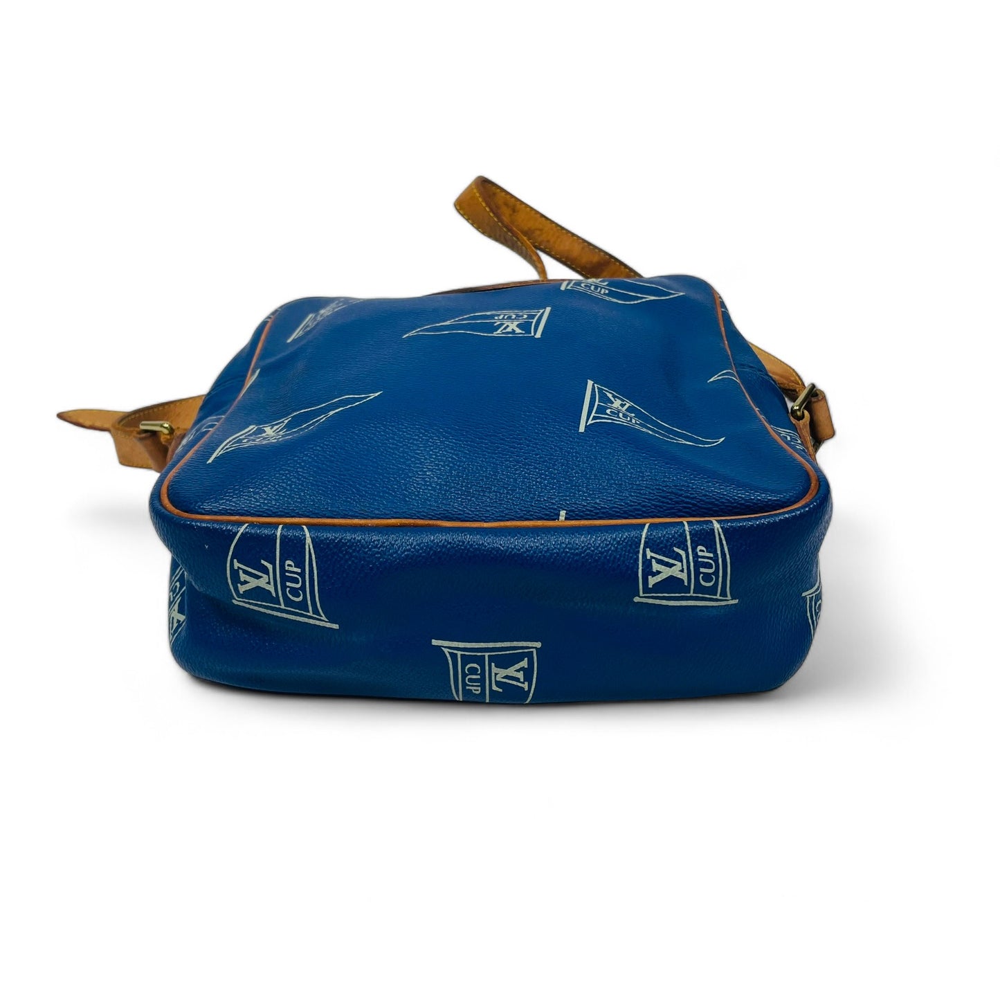 LOUIS VUITTON CUP Authentic Vintage 1992 San Diego Shoulder Bag