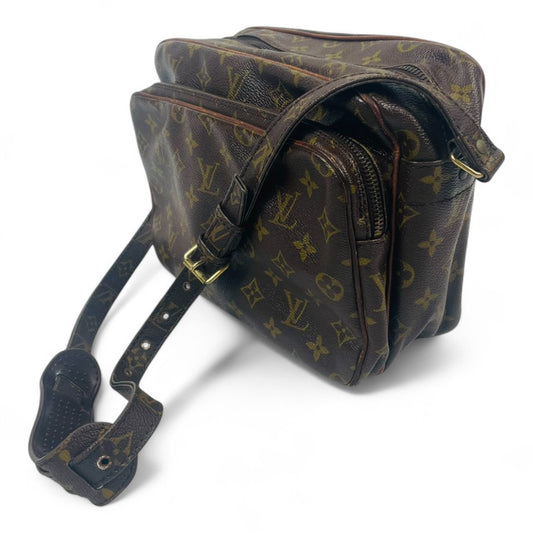 LOUIS VUITTON Monogram Migrateur Shoulder bag 201