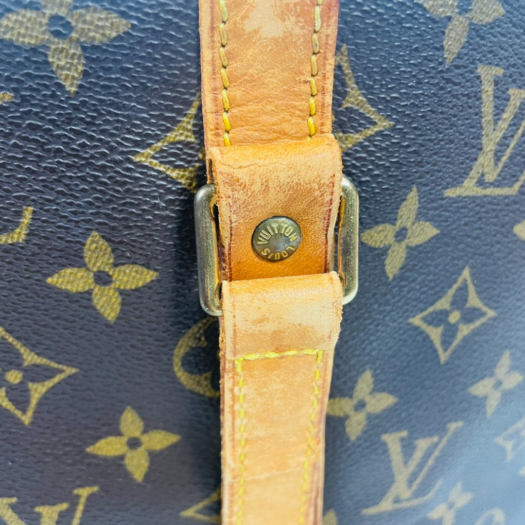 LOUIS VUITTON Authentische Vintage Umhängetasche Cartouchiere 70er Jahre Made in France