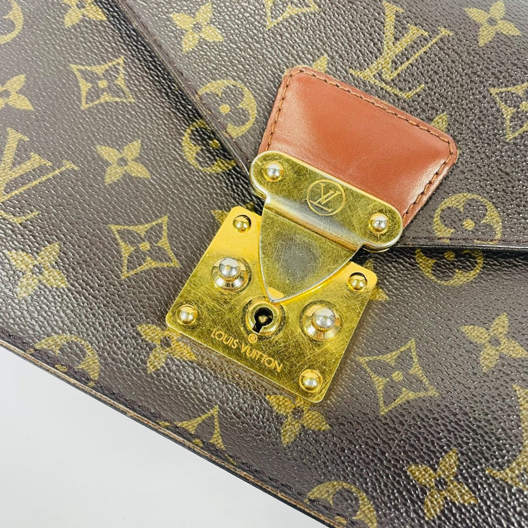 LOUIS VUITTON Authentische Vintage Umhängetasche Cartouchiere 70er Jahre Made in France