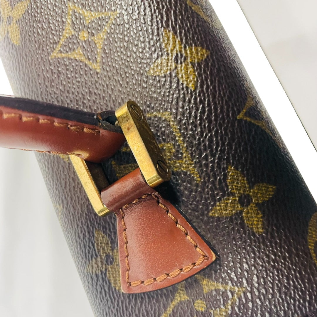 LOUIS VUITTON Authentische Vintage Umhängetasche Cartouchiere 70er Jahre Made in France