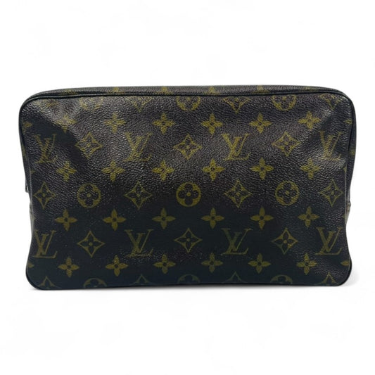 LOUIS VUITTON Monogram Toiletry Pouch 28 M47522