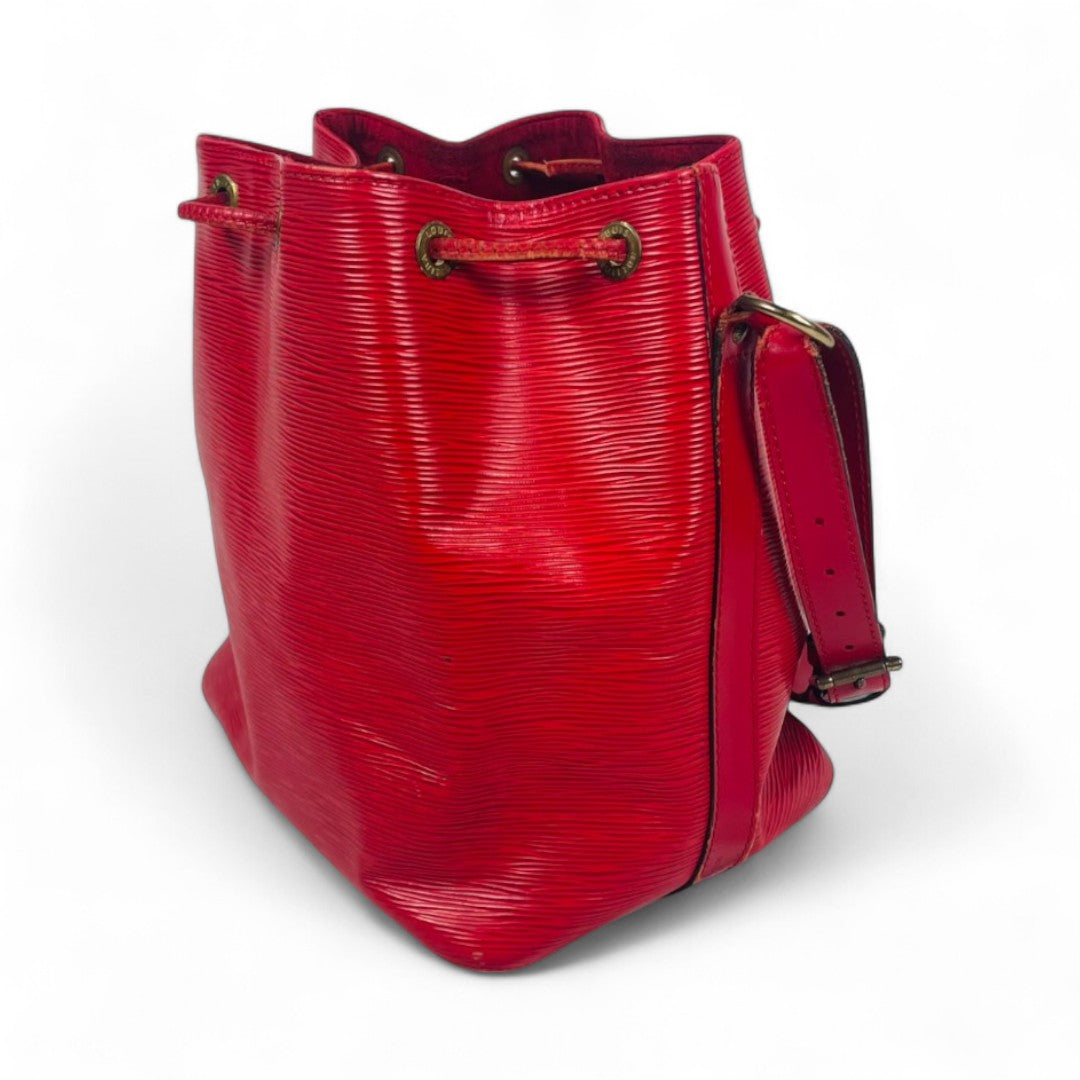 LOUIS VUITTON Epi Red Petit-Noe Shoulder Bag M44107