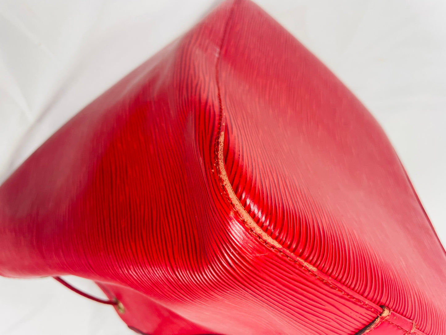 LOUIS VUITTON Epi Red Petit-Noe Shoulder Bag M44107