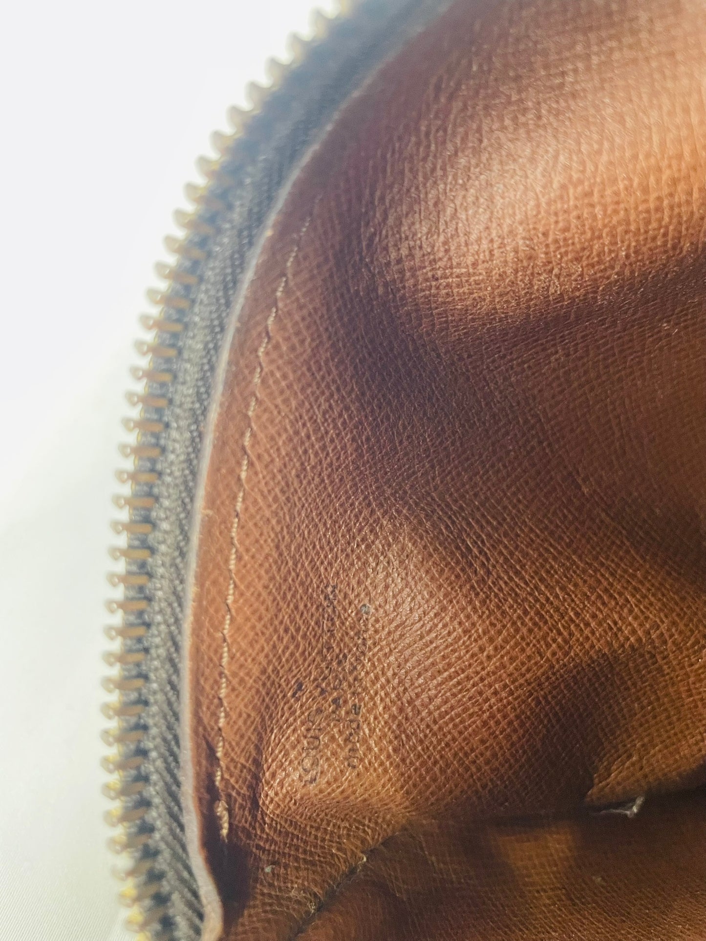 LOUIS VUITTON Monogram Papillon Handbag M51365