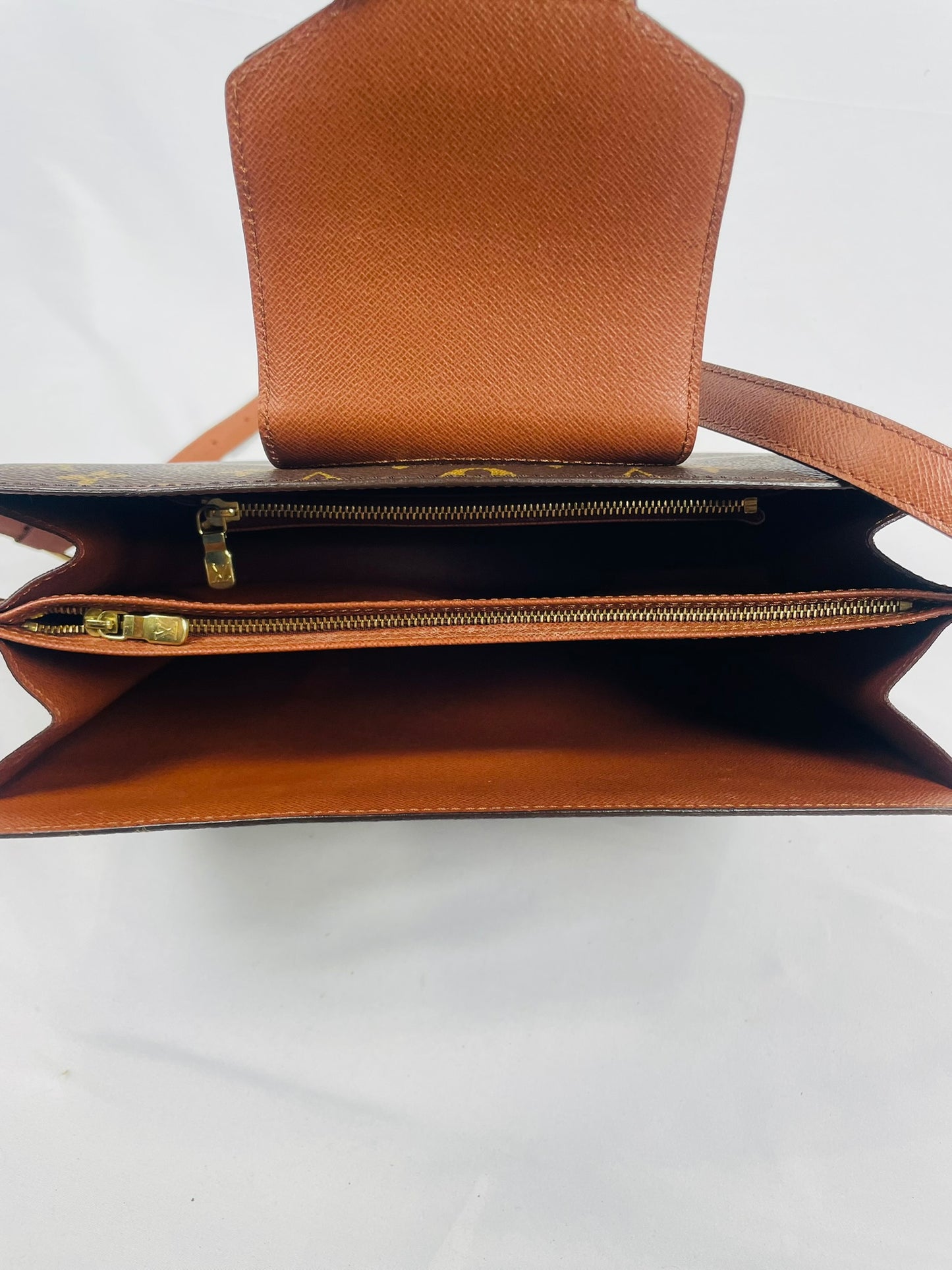 LOIUS VUITTON Monogram Cartouchiere Shoulder Bag M51375