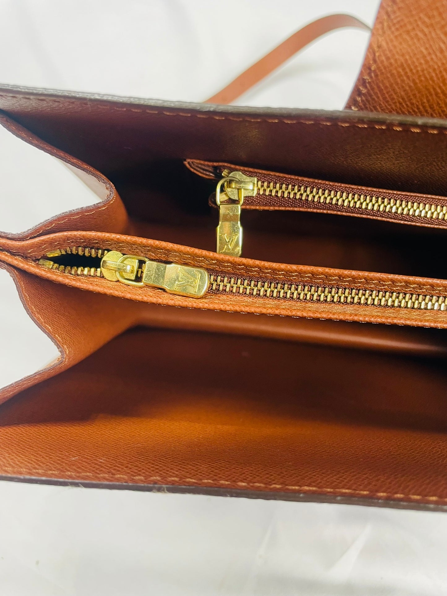 LOIUS VUITTON Monogram Cartouchiere Shoulder Bag M51375