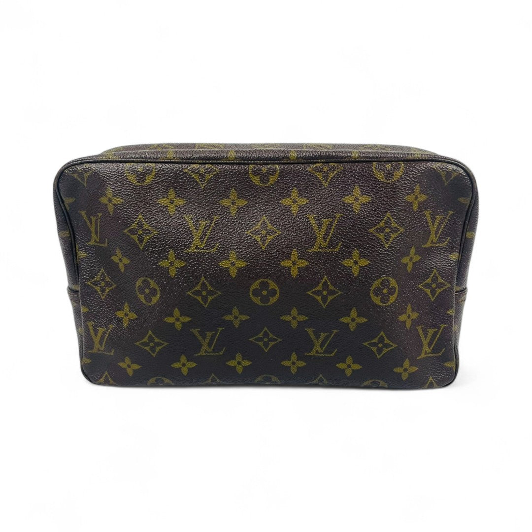 LOUIS VUITTON Monogram Trousse Toilette 28 Pouch M47522