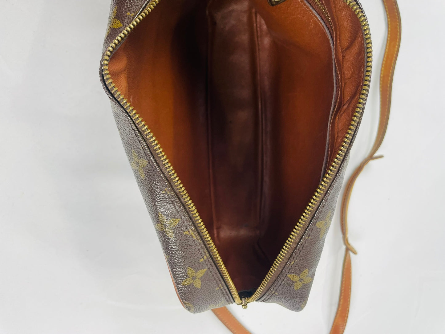 LOUIS VUITTON Monogram Trocadero 27 Shoulder Bag M51274
