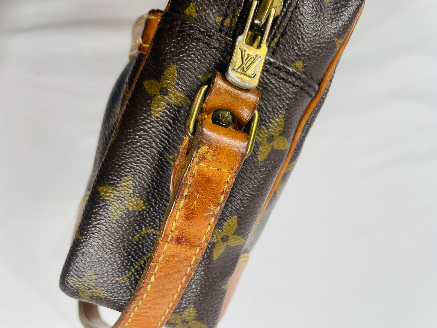 LOUIS VUITTON Monogram Trocadero 27 Shoulder Bag M51274