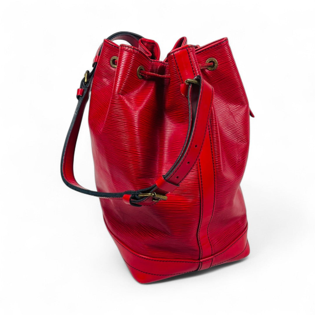 LOUIS VUITTON Epi Noé Red Shoulder Bag M44009