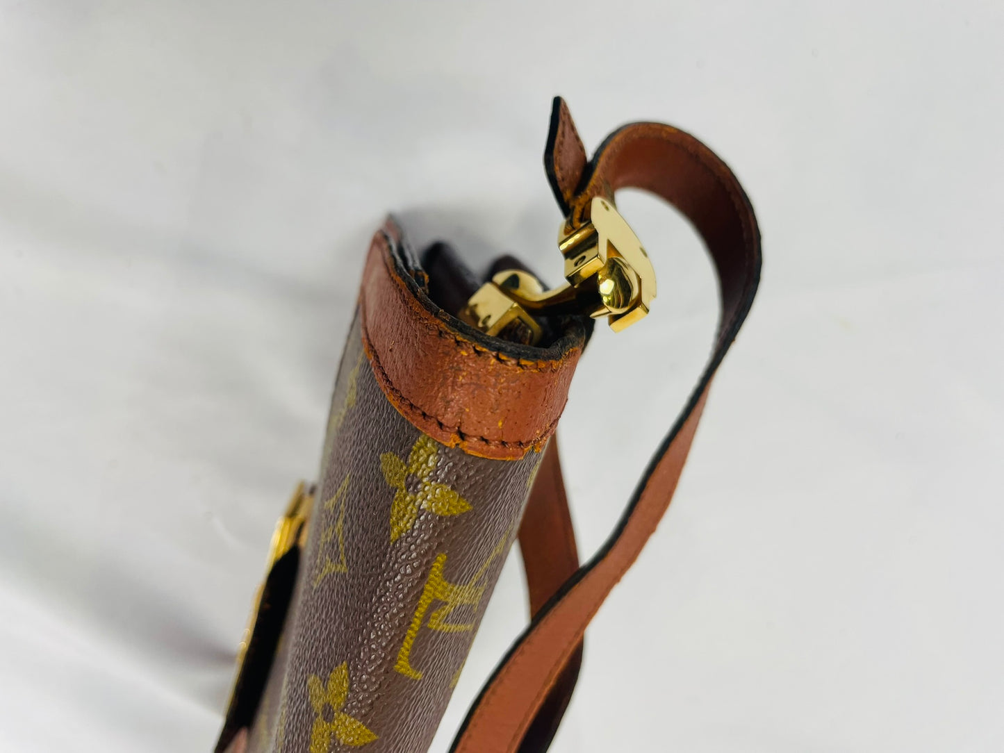 LOUIS VUITTON Monogram Sac Dauphine Shoulder Bag M51410