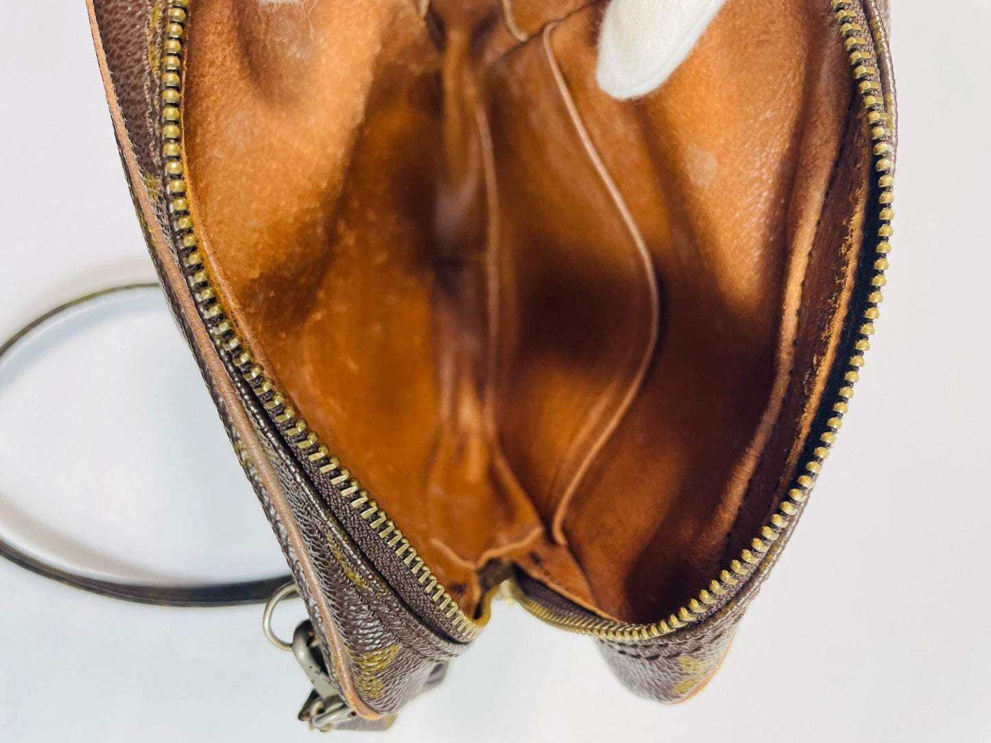 LOUIS VUITTON Authentic Vintage Shoulder Bag Vide-poche Monogram