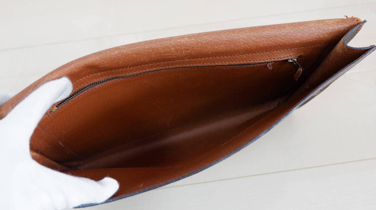 LOUIS VUITTON Monogram Authentic Vintage Briefcase