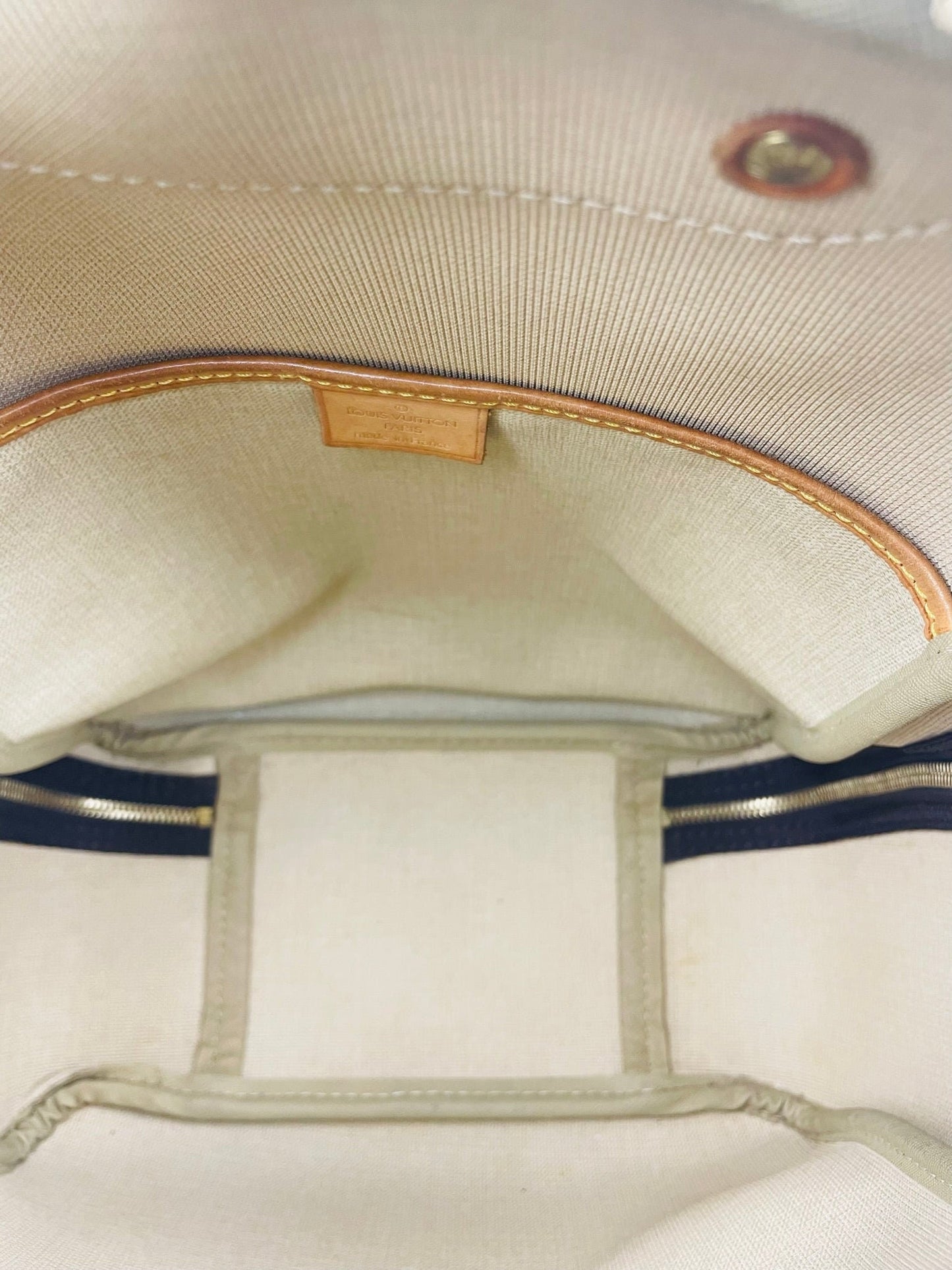 LOUIS VUITTON Authentic Vintage Shoes Bag Excursion Monogram M41450