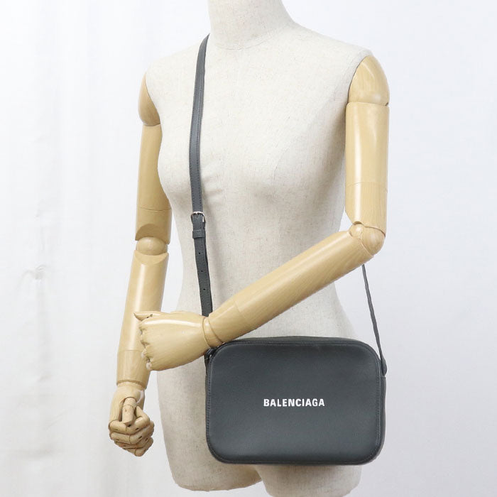 BALENCIAGA Camera bag Every day 552370 Diagonal shoulder bag Shoulder Bag leather Women