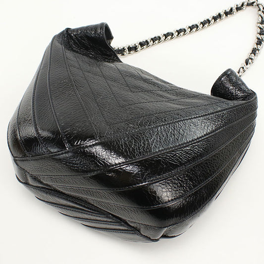 CHANEL ChainShoulder Bag Chevron 25737038 Shoulder Bag Patent leather Women