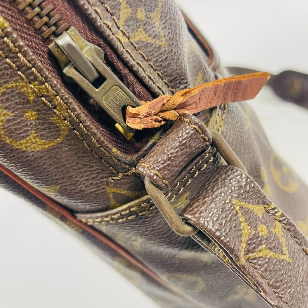 LOUIS VUITTON Authentische Vintage Umhängetasche Cartouchiere 70er Jahre Made in France 