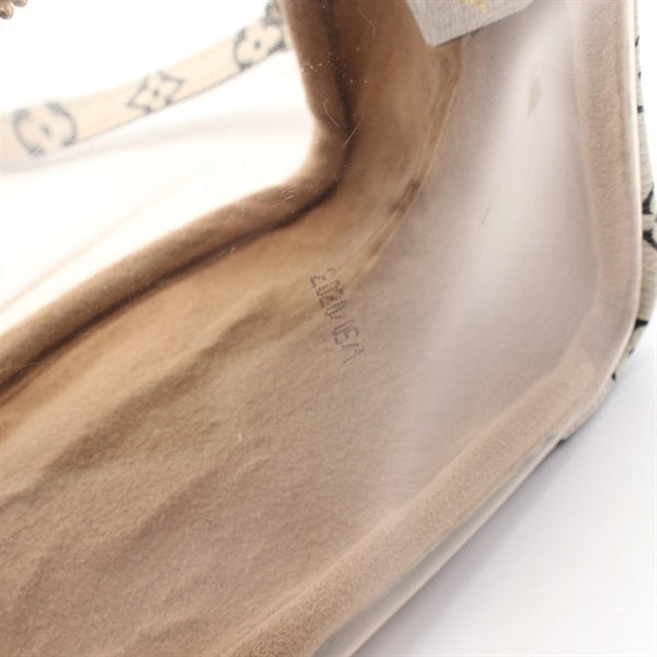 LOUIS VUITTON Monogram Beach Pouch Monogram Giant Handbag M67610