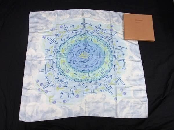 LOUIS VUITTON Authentic Vintage Silk Scarf