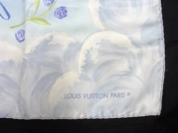 LOUIS VUITTON Authentic Vintage Silk Scarf