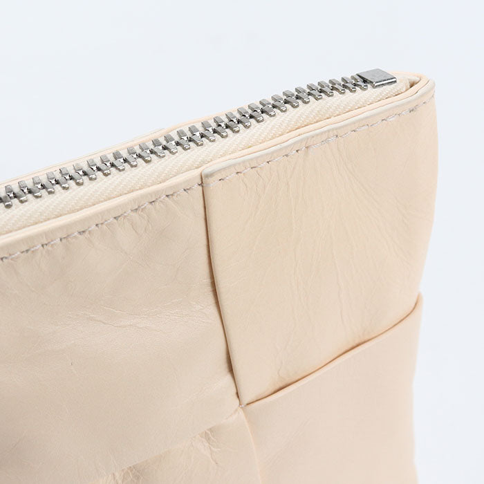 BOTTEGA VENETA MAXI INTRECCIATO Clutch bag leather Women's