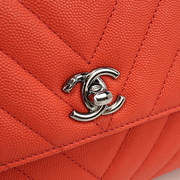 CHANEL 2WAY Chevron Handbag / caviar 28646638 Women