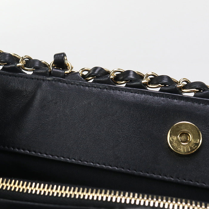 CHANEL ChainShoulder Bag Shoulder Bag lambskin Women