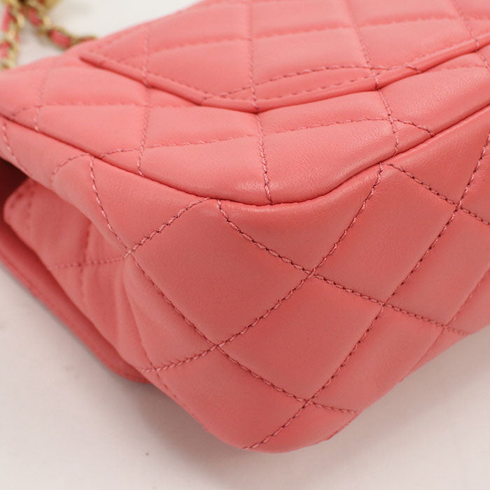 CHANEL Chain Matrasse Shoulder bag lambskin Women