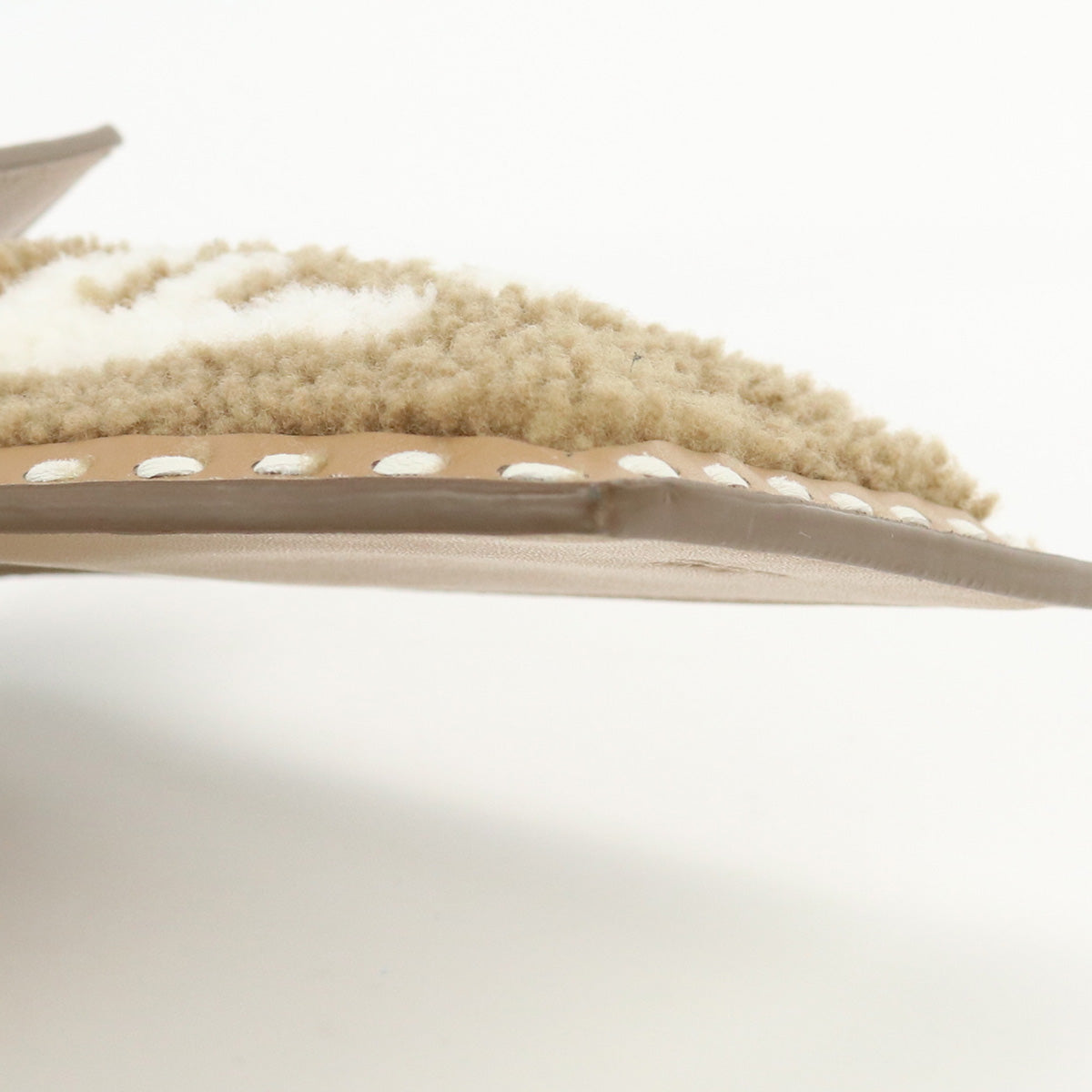 FENDI smartphone pouch 48000 FE69412 Mobile case fur/smartphone pouch Women