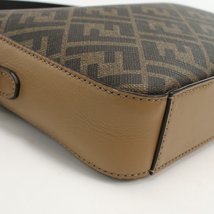 FENDI Camera case Diagonal FE85632 Shoulder Bag PVC/Camera case mens