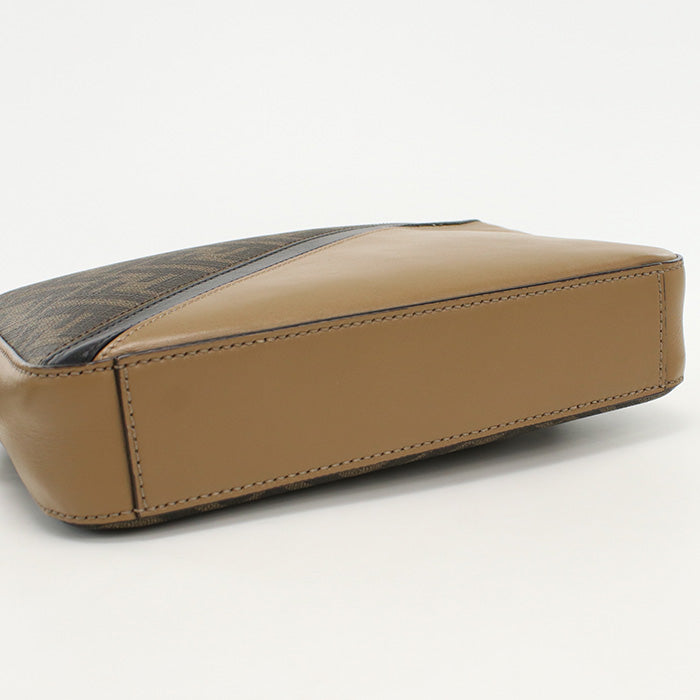 FENDI Camera case Diagonal FE85632 Shoulder Bag PVC/Camera case mens