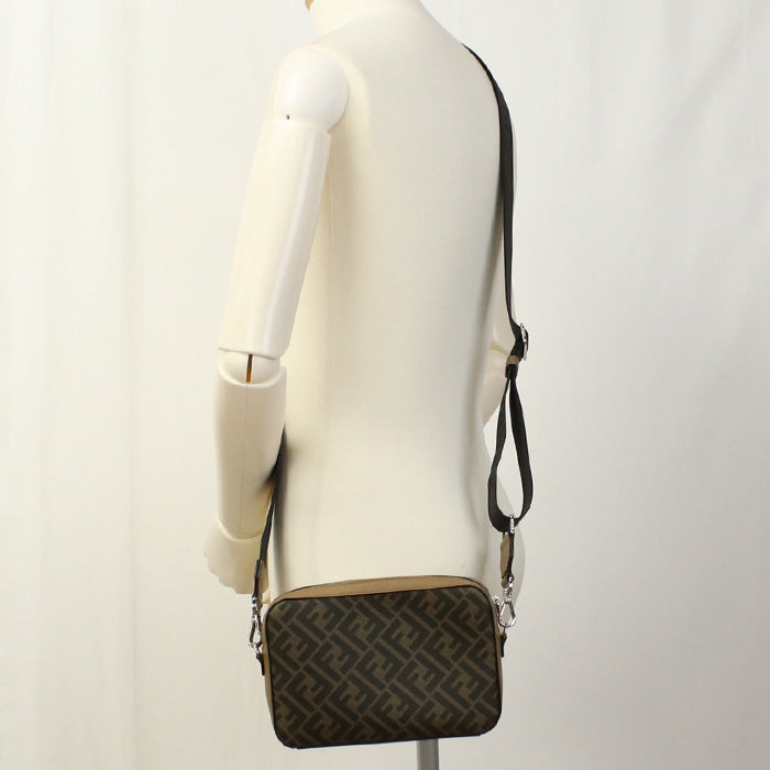 FENDI Camera case Diagonal FE85632 Shoulder Bag PVC/Camera case mens