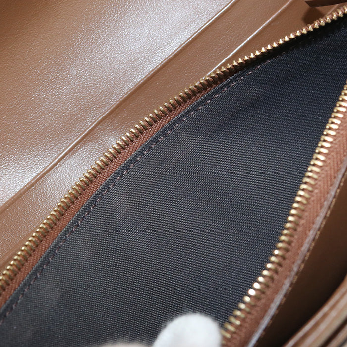 FENDI FF Diamond FE96325 Chain wallet leather/Purse with Chain Women