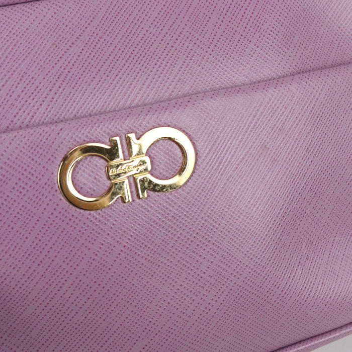 FERRAGAMO Gancini 22 C246 Shoulder bag Calfskin Women