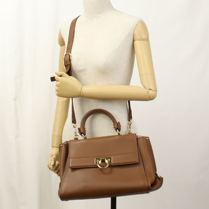 FERRAGAMO 2WAY Gancini 21 F606 Handbag Calfskin Women