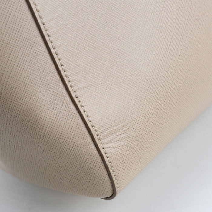 FERRAGAMO Chain Vara ribbon 21 F561 Tote Bag Calfskin Women