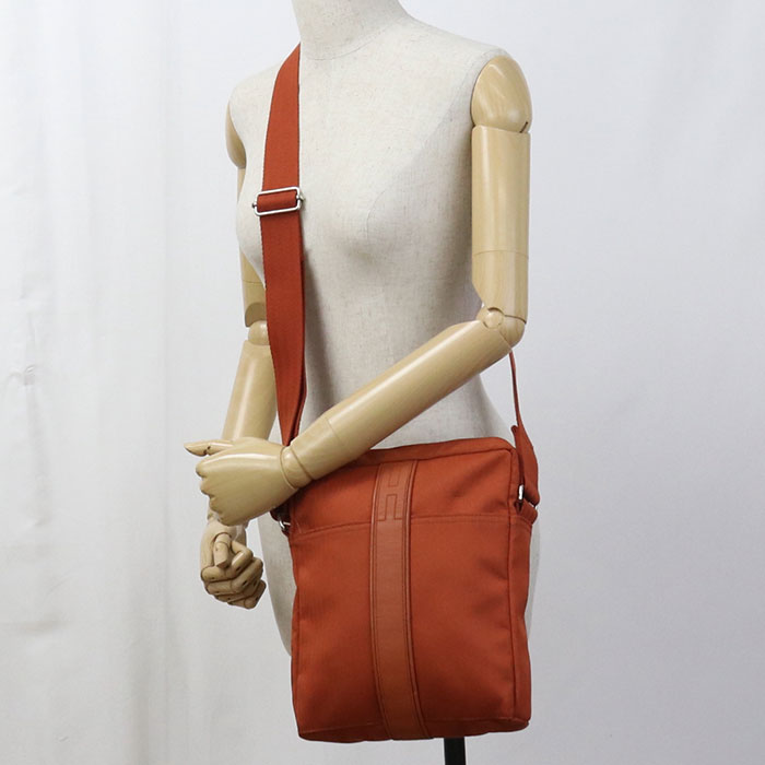 HERMES Acapulco Bandouliere MM Shoulder bag / Towal chevron Women