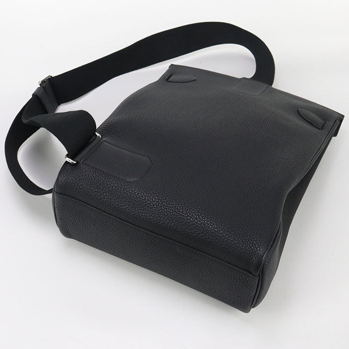 HERMES Akkad GM body bag Togo unisex