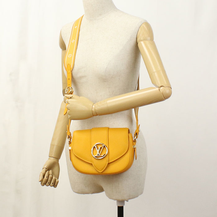 LOUIS VUITTON Pont Neuf Soft MM LV94519 Shoulder Bag Calfskin/Pont Neuf Soft MM Women