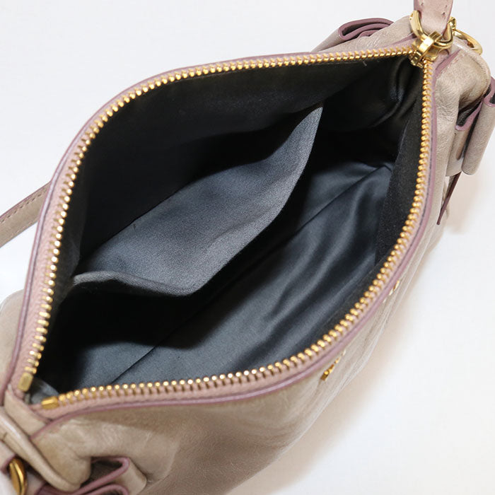 MIUMIU  Shoulder bag leather Women