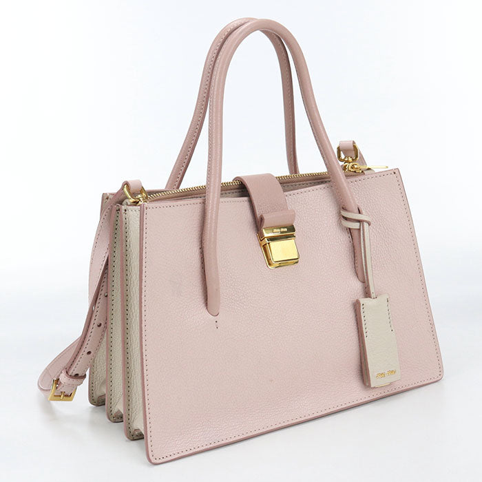 MIUMIU – VINTAGE QUEEN