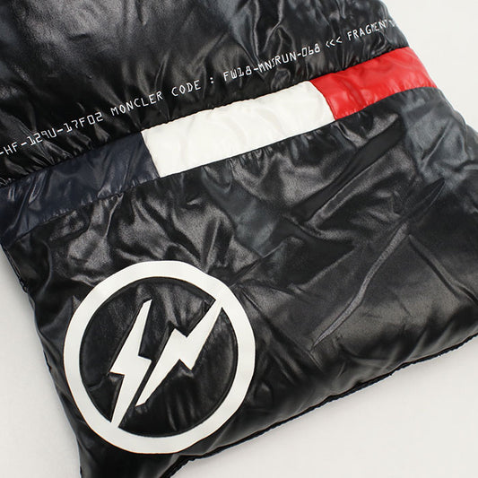 MONCLER SCIARPA 0001400 68950 Scarf Nylon Unisex