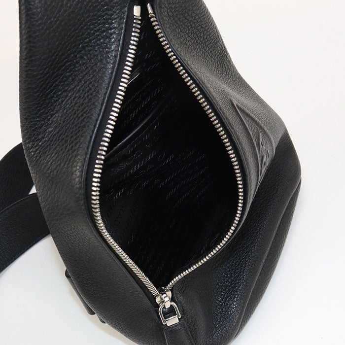 PRADA One Shoulder Bag Vittero Dino Leather PR95208 body bag leather/One Shoulder Bag mens