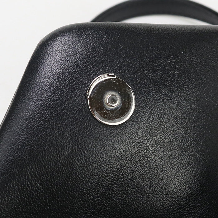 SAINT LAURENT Lulu 630951 Diagonal shoulder bag leather Women